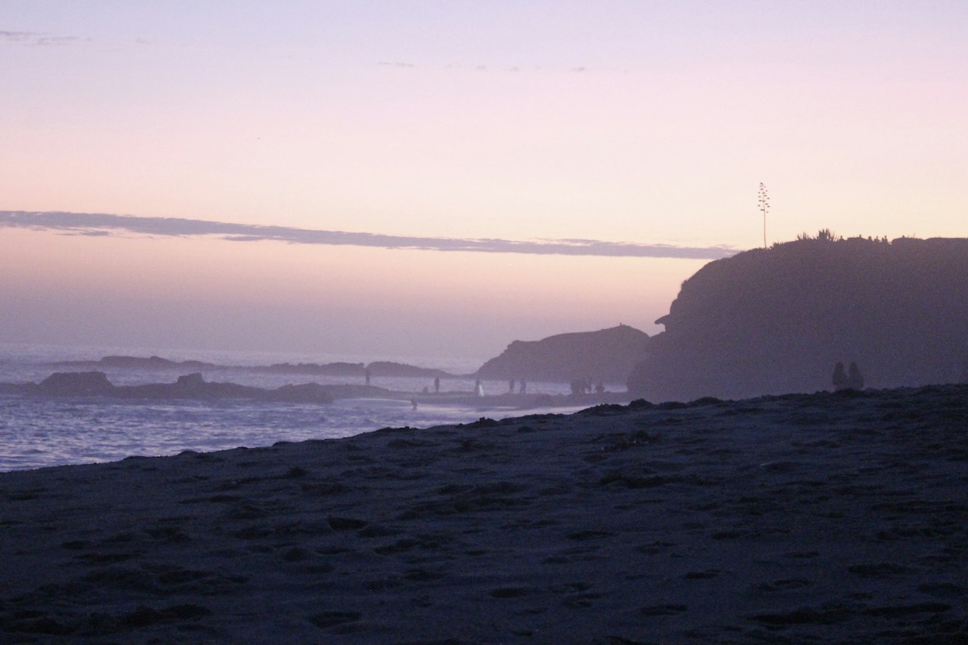 Surf breaking at dusk on the Laguna coast
